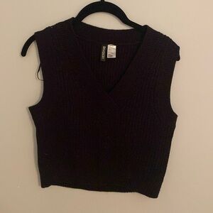 H&M sweater vest, NEVER WORN!!